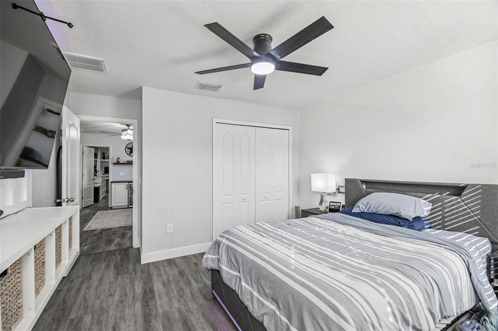 En Venta: $389,000 (3 camas, 2 baños, 2269 Pies cuadrados)