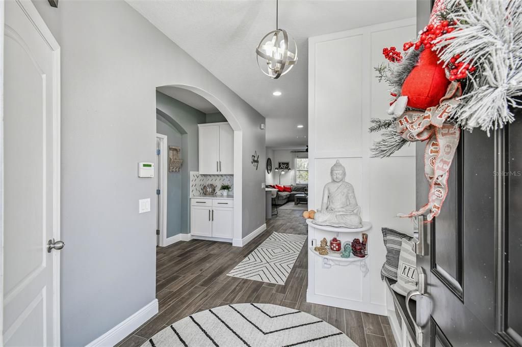 En Venta: $389,000 (3 camas, 2 baños, 2269 Pies cuadrados)