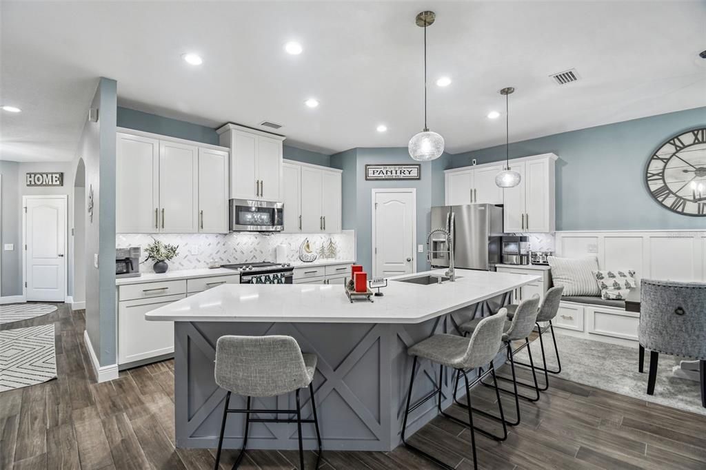 En Venta: $389,000 (3 camas, 2 baños, 2269 Pies cuadrados)