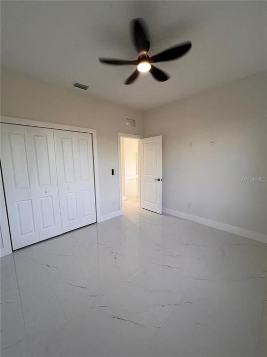 For Rent: $2,000 (3 beds, 2 baths, 1431 Square Feet)
