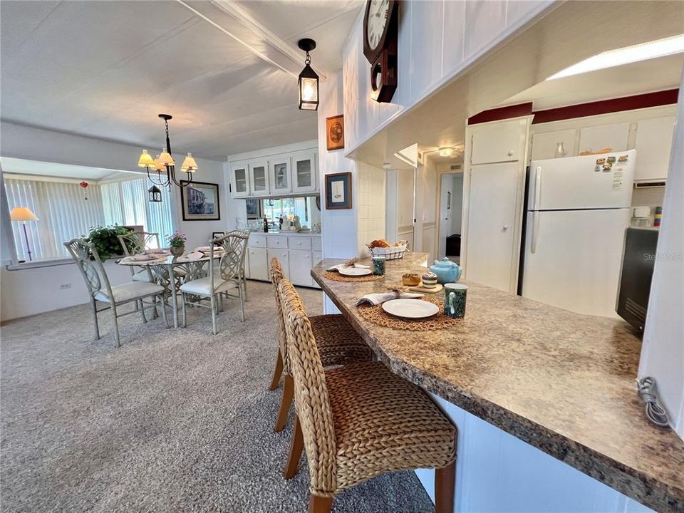 Active With Contract: $124,000 (2 beds, 2 baths, 1332 Square Feet)