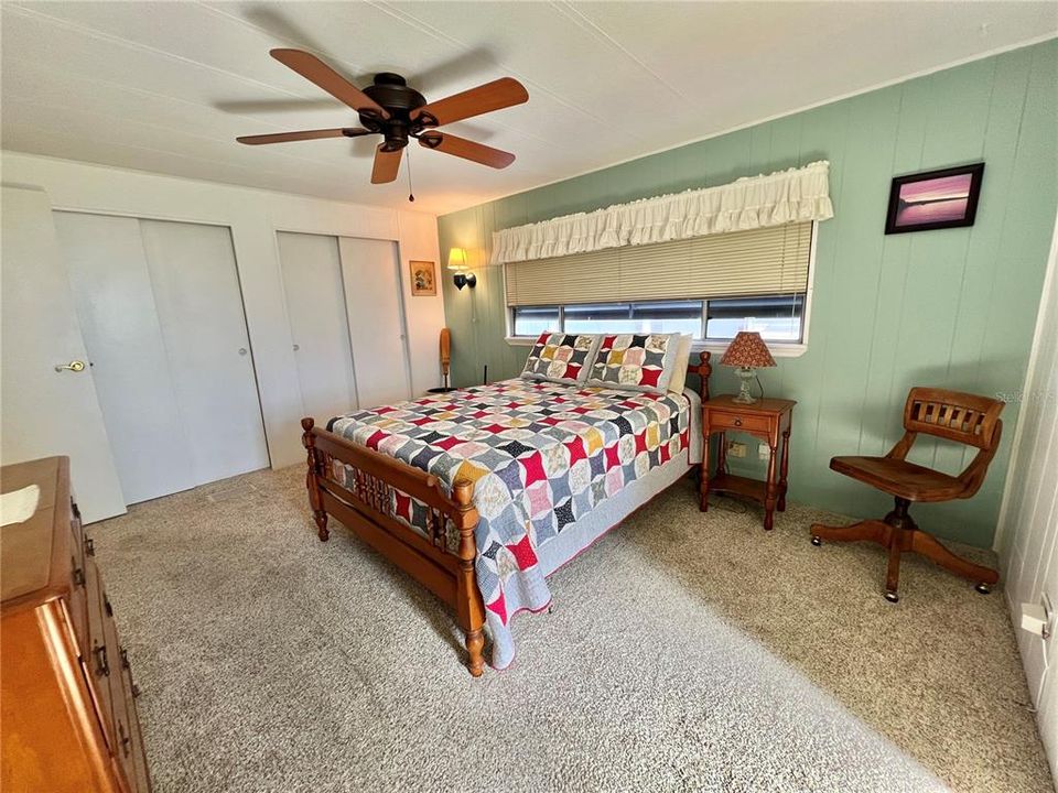 Active With Contract: $124,000 (2 beds, 2 baths, 1332 Square Feet)