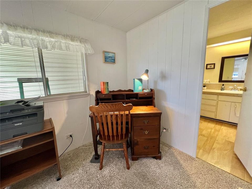 Active With Contract: $124,000 (2 beds, 2 baths, 1332 Square Feet)