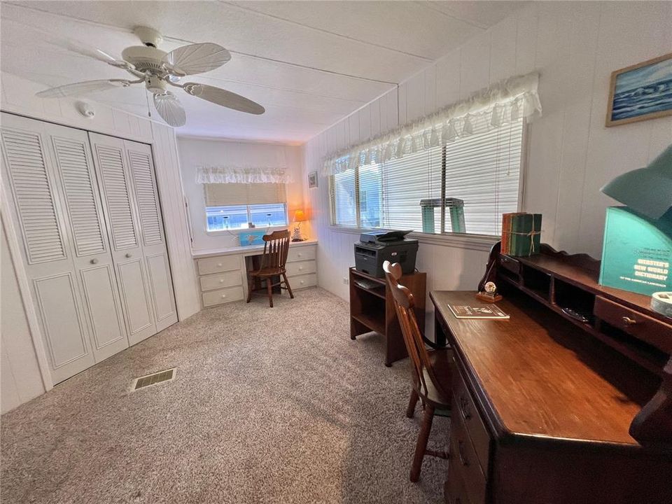 Active With Contract: $124,000 (2 beds, 2 baths, 1332 Square Feet)