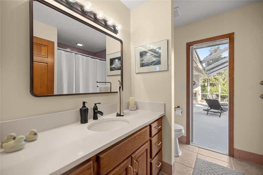 For Sale: $389,900 (3 beds, 2 baths, 2011 Square Feet)