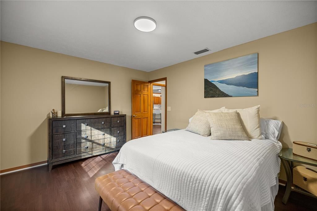 For Sale: $389,900 (3 beds, 2 baths, 2011 Square Feet)