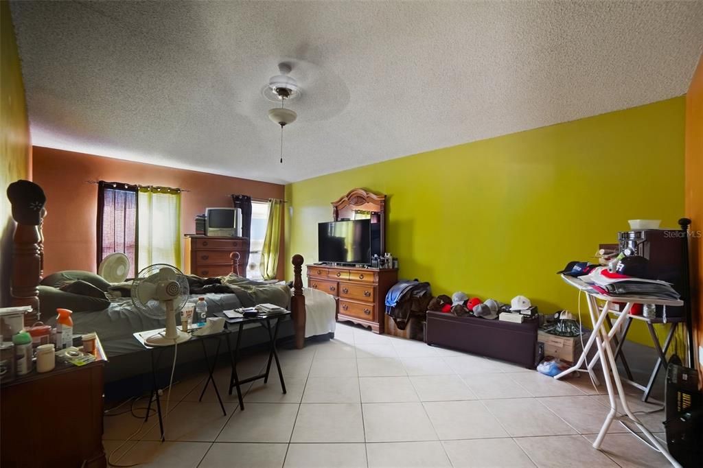 For Sale: $250,000 (4 beds, 2 baths, 2129 Square Feet)