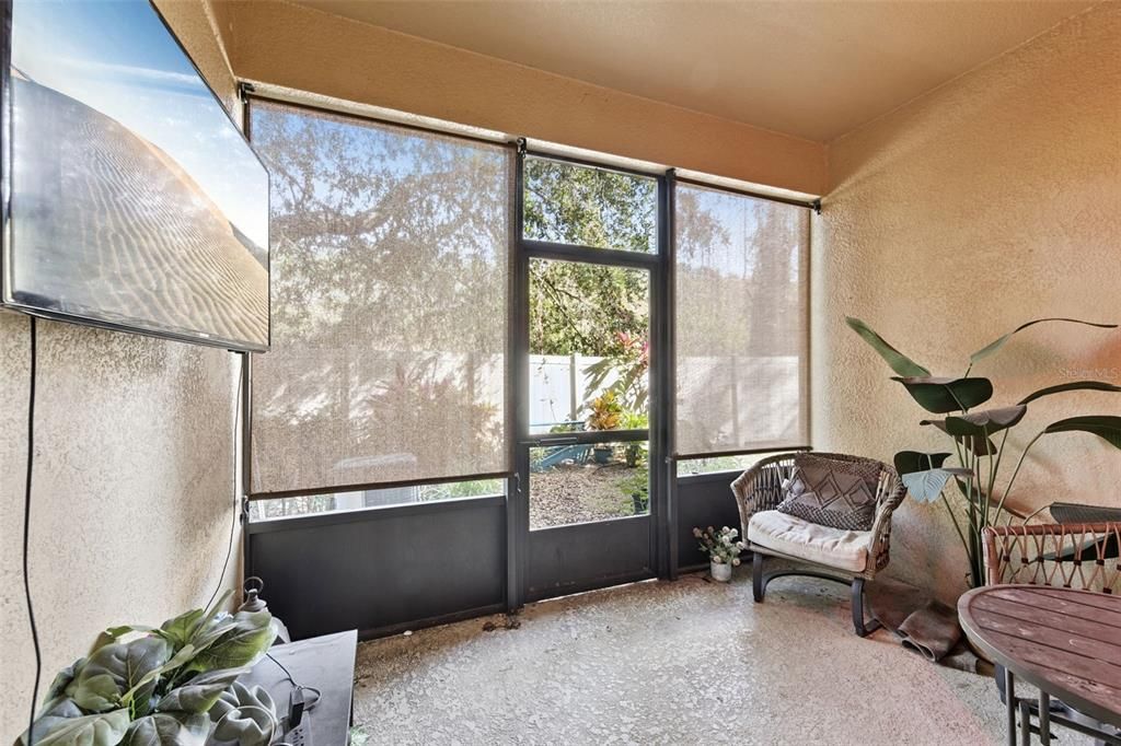 На продажу: $299,990 (3 спален, 2 ванн, 1764 Квадратных фут)