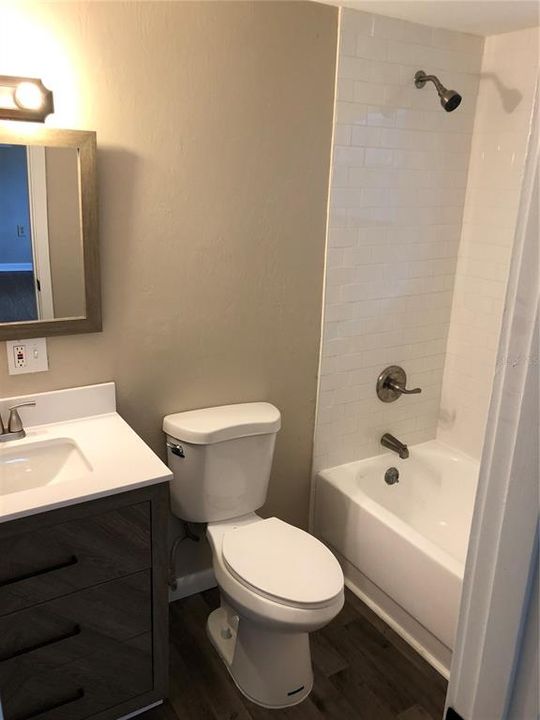 For Rent: $2,200 (4 beds, 3 baths, 1976 Square Feet)