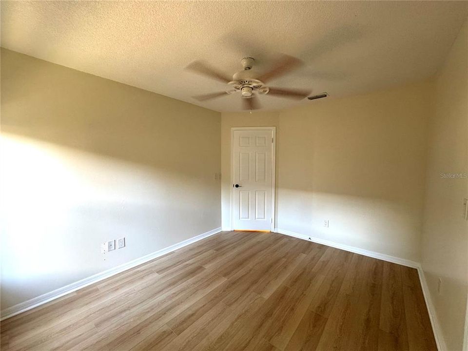 For Rent: $2,999 (3 beds, 2 baths, 1819 Square Feet)
