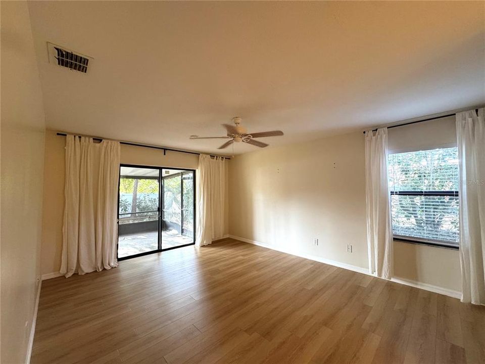 For Rent: $2,999 (3 beds, 2 baths, 1819 Square Feet)