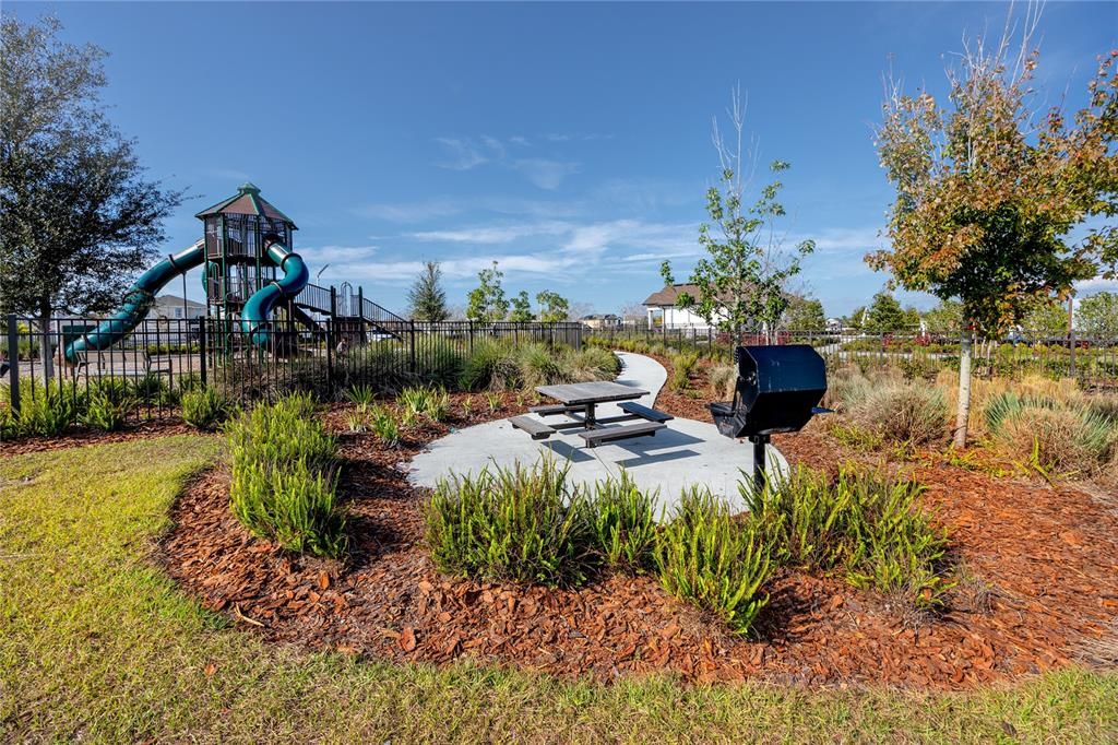 На продажу: $450,000 (4 спален, 3 ванн, 2557 Квадратных фут)