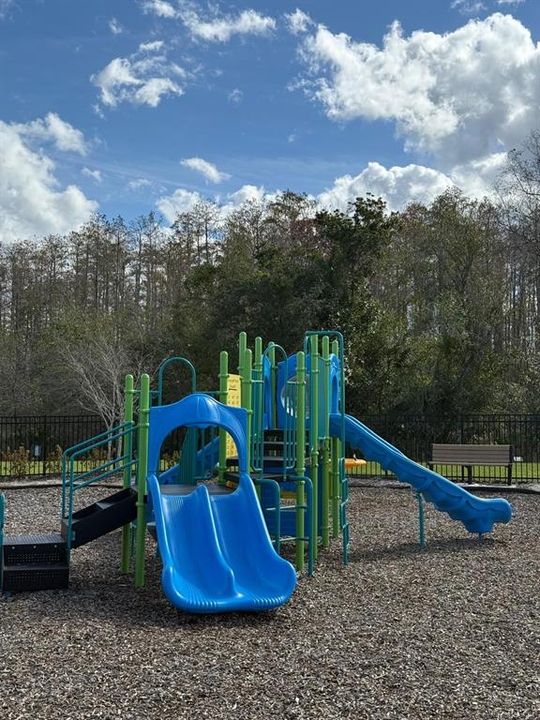 出租: $1,700 (2 贝兹, 2 浴室, 1219 平方英尺)