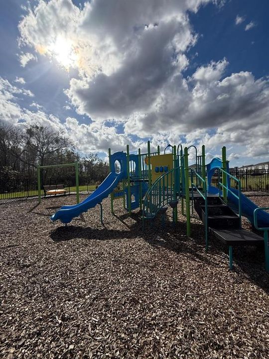 出租: $1,700 (2 贝兹, 2 浴室, 1219 平方英尺)