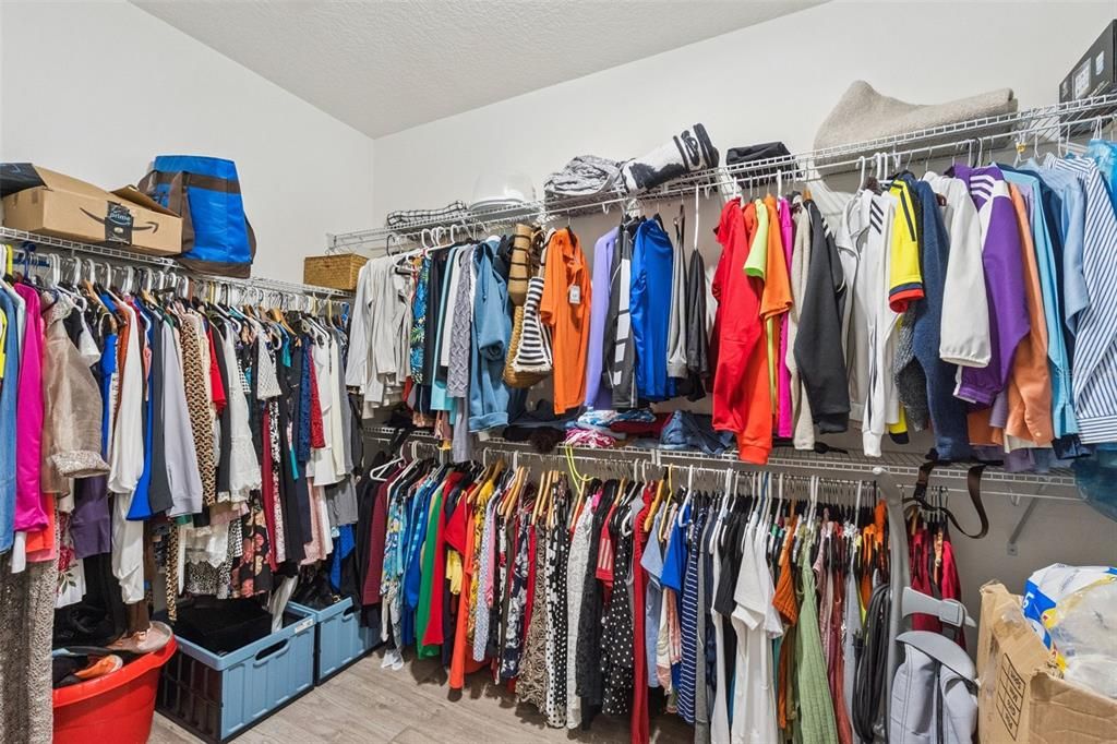 На продажу: $570,000 (4 спален, 3 ванн, 2400 Квадратных фут)