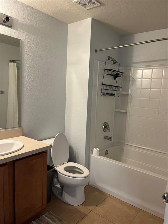 For Sale: $247,400 (3 beds, 2 baths, 1584 Square Feet)