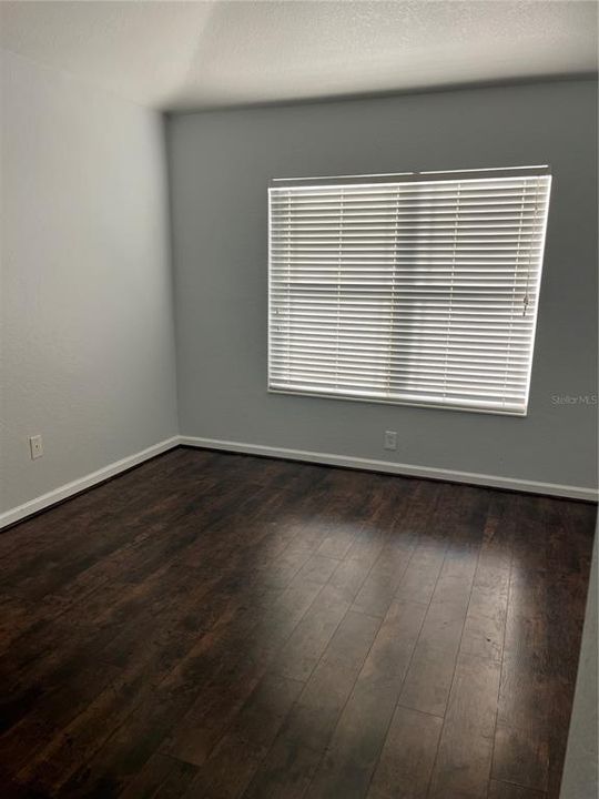 For Sale: $247,400 (3 beds, 2 baths, 1584 Square Feet)