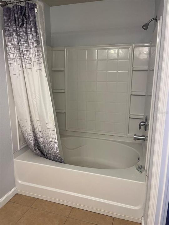 For Sale: $247,400 (3 beds, 2 baths, 1584 Square Feet)