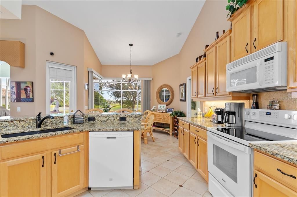 待售: $499,900 (3 贝兹, 2 浴室, 2045 平方英尺)