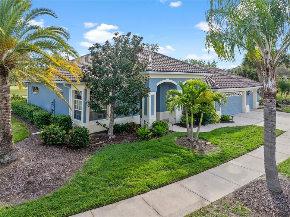 待售: $499,900 (3 贝兹, 2 浴室, 2045 平方英尺)