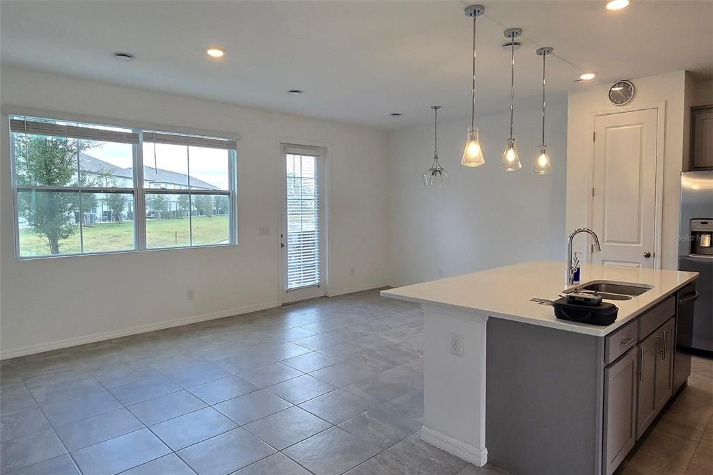 待售: $348,900 (3 贝兹, 2 浴室, 1622 平方英尺)