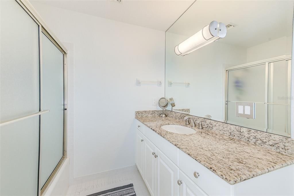 На продажу: $1,250,000 (2 спален, 3 ванн, 2080 Квадратных фут)