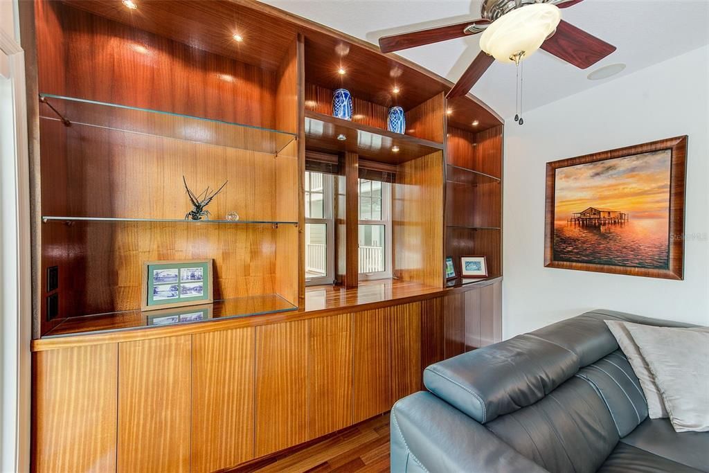 На продажу: $1,250,000 (2 спален, 3 ванн, 2080 Квадратных фут)