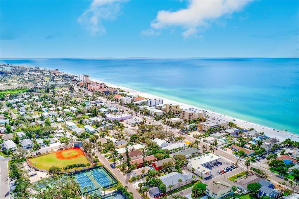 For Sale: $1,250,000 (2 beds, 3 baths, 2268 Square Feet)