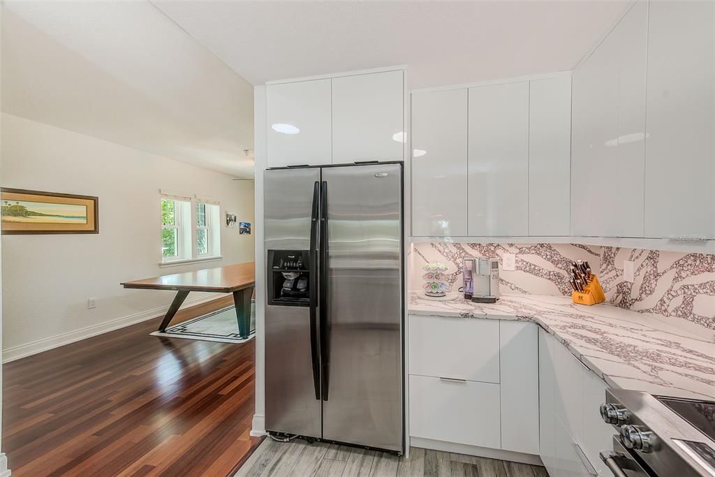 На продажу: $1,250,000 (2 спален, 3 ванн, 2080 Квадратных фут)