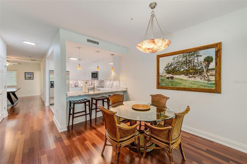 На продажу: $1,250,000 (2 спален, 3 ванн, 2080 Квадратных фут)