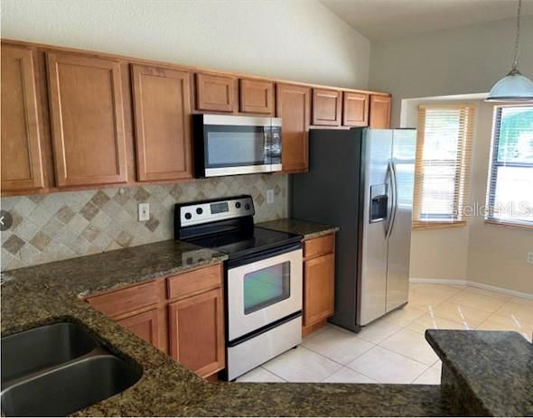 En Venta: $295,000 (2 camas, 2 baños, 1014 Pies cuadrados)