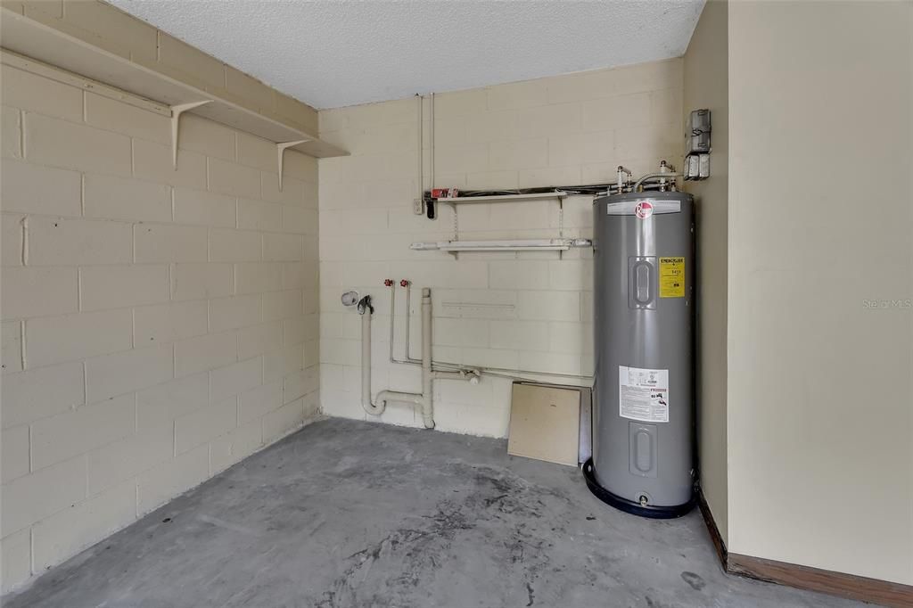 На продажу: $225,000 (2 спален, 2 ванн, 1182 Квадратных фут)