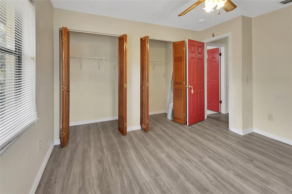 На продажу: $225,000 (2 спален, 2 ванн, 1182 Квадратных фут)