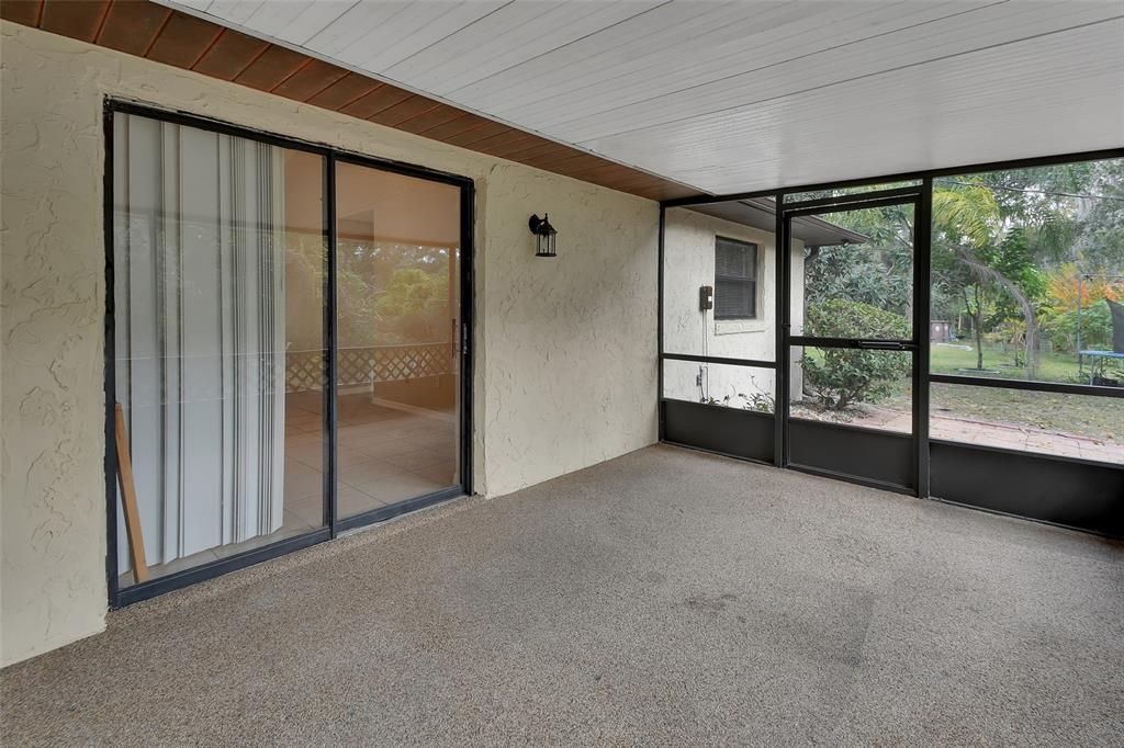 На продажу: $225,000 (2 спален, 2 ванн, 1182 Квадратных фут)