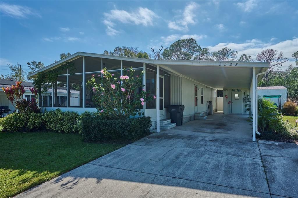 待售: $192,900 (2 贝兹, 2 浴室, 1056 平方英尺)