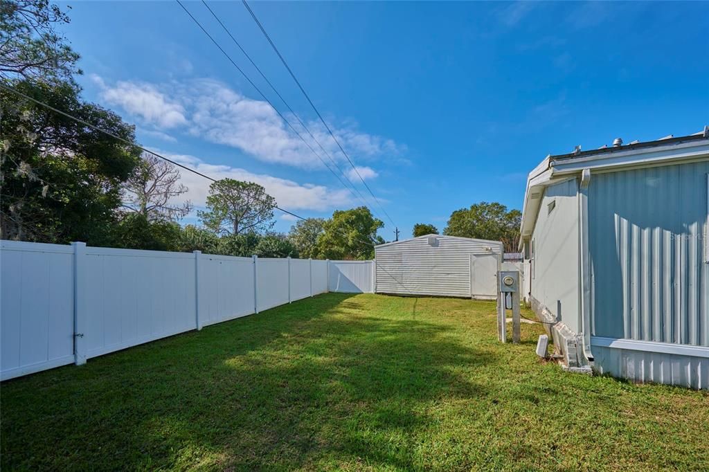 待售: $192,900 (2 贝兹, 2 浴室, 1056 平方英尺)