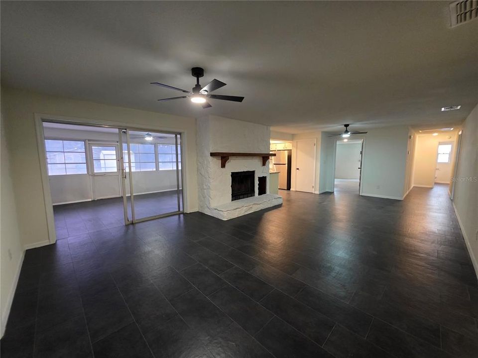 В аренду: $3,000 (4 спален, 2 ванн, 1928 Квадратных фут)