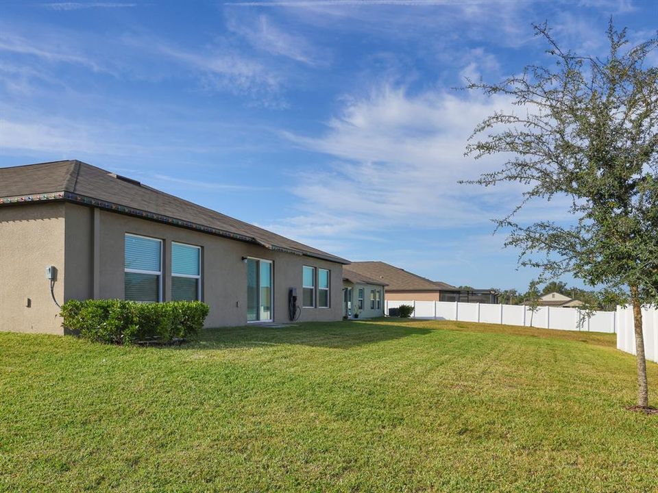 待售: $399,000 (4 贝兹, 3 浴室, 2577 平方英尺)