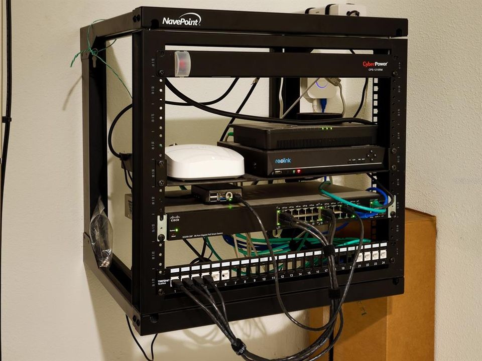 待售: $399,000 (4 贝兹, 3 浴室, 2577 平方英尺)