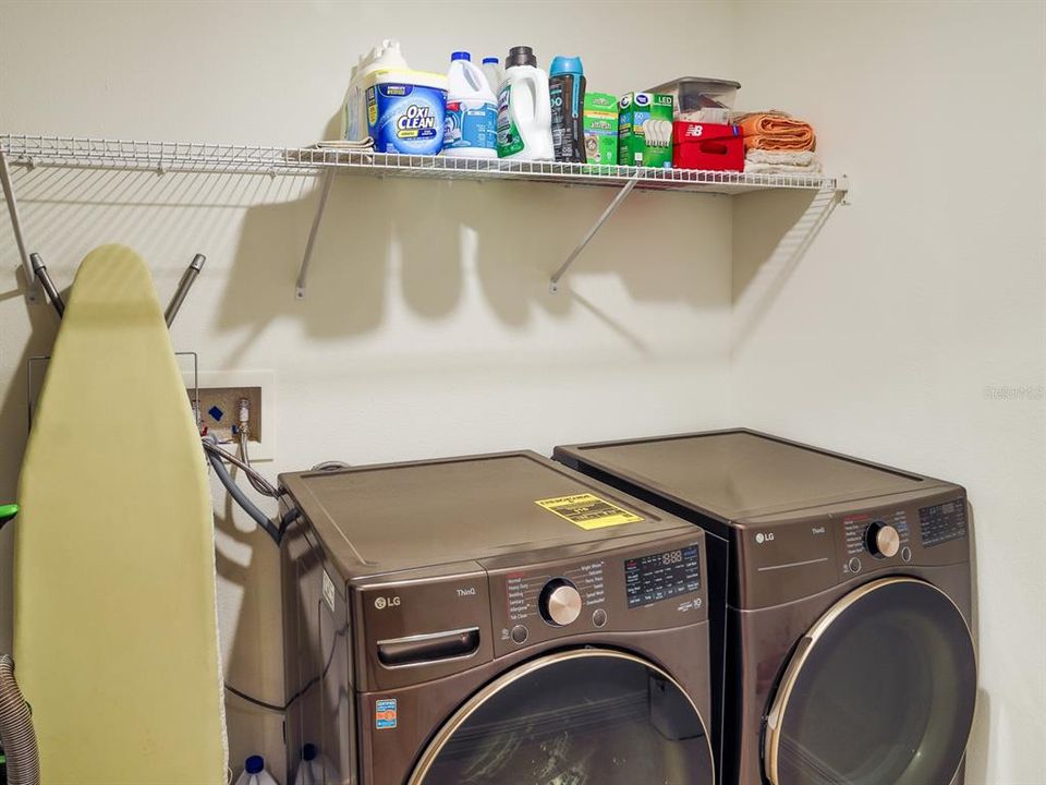 待售: $399,000 (4 贝兹, 3 浴室, 2577 平方英尺)