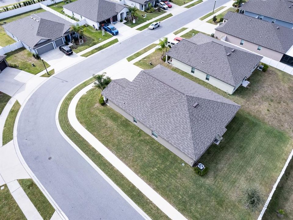 待售: $399,000 (4 贝兹, 3 浴室, 2577 平方英尺)