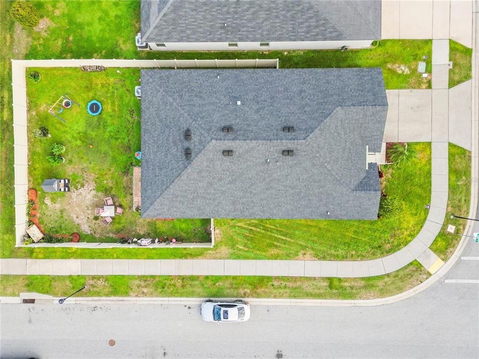 For Sale: $325,000 (4 beds, 2 baths, 1983 Square Feet)