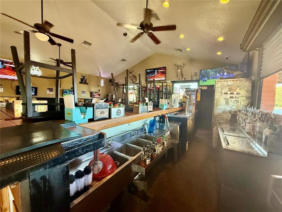 For Sale: $890,000 (0 beds, 0 baths, 1650 Square Feet)