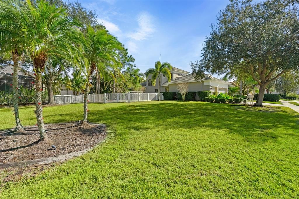 For Sale: $959,000 (4 beds, 4 baths, 3038 Square Feet)