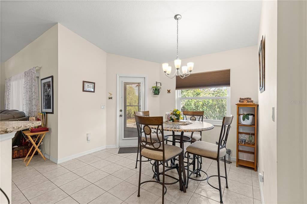 For Sale: $274,900 (3 beds, 2 baths, 1888 Square Feet)