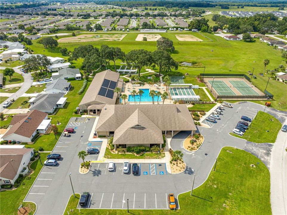 For Sale: $274,900 (3 beds, 2 baths, 1888 Square Feet)