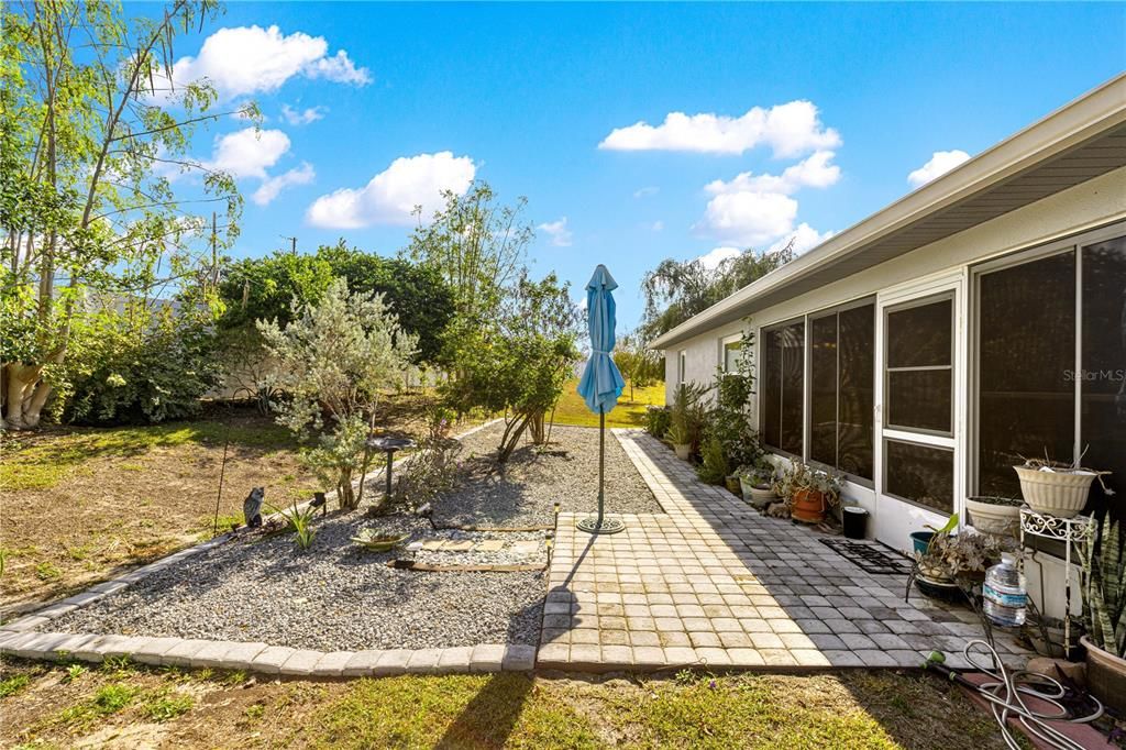 For Sale: $274,900 (3 beds, 2 baths, 1888 Square Feet)