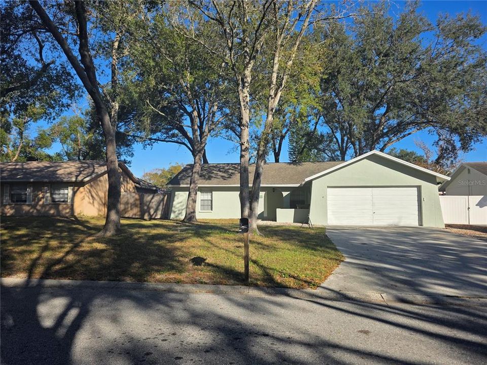 For Rent: $2,495 (3 beds, 2 baths, 1308 Square Feet)