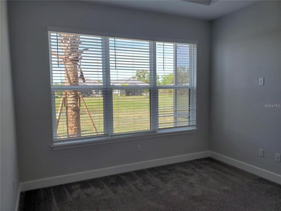 出租: $3,300 (2 贝兹, 2 浴室, 1558 平方英尺)