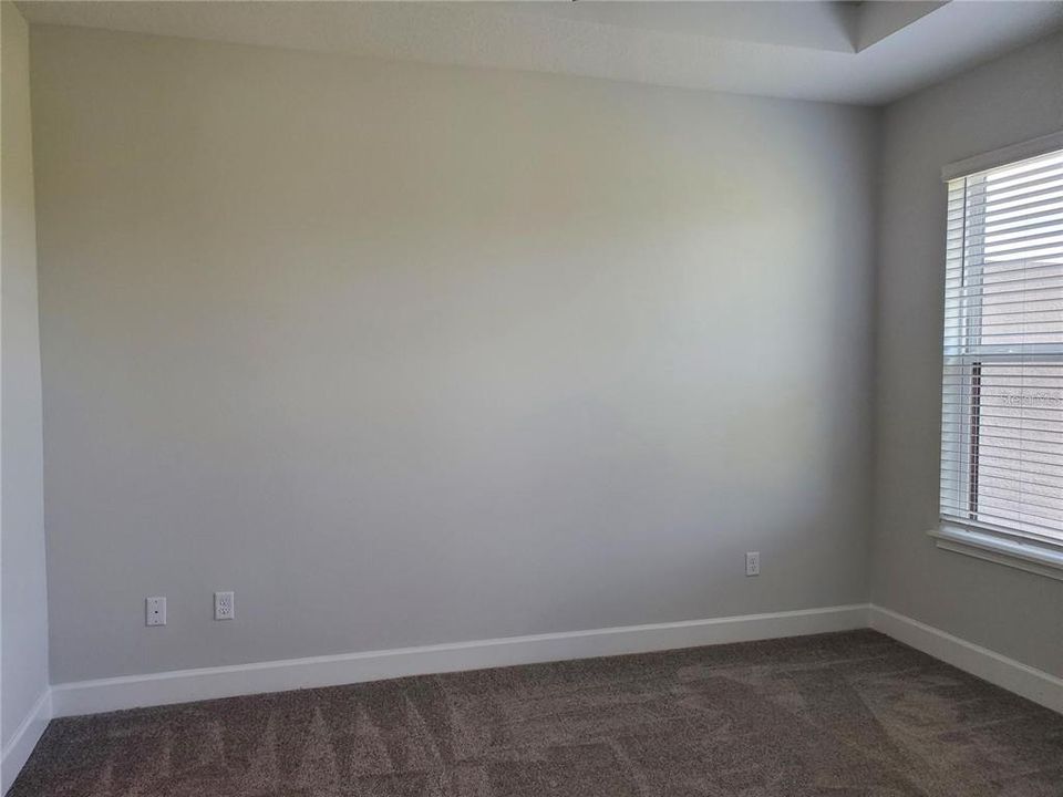 出租: $3,300 (2 贝兹, 2 浴室, 1558 平方英尺)